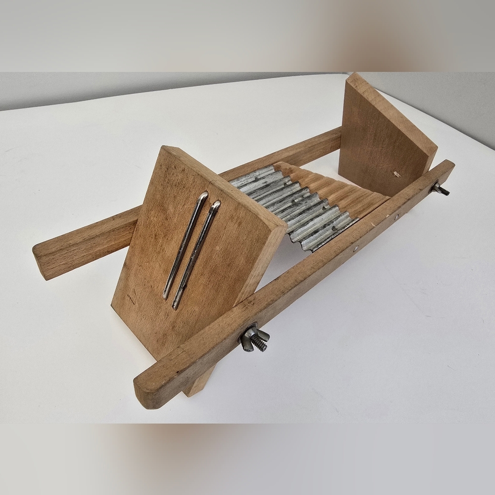 VIntage Rostfrei Wood Slicer Potato Mandolin Vegetable Cutter Adjustable Plates